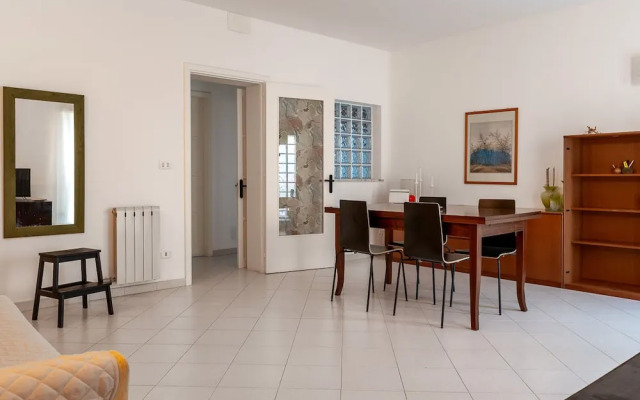 Comfy Central Apartment by Wonderful Italy