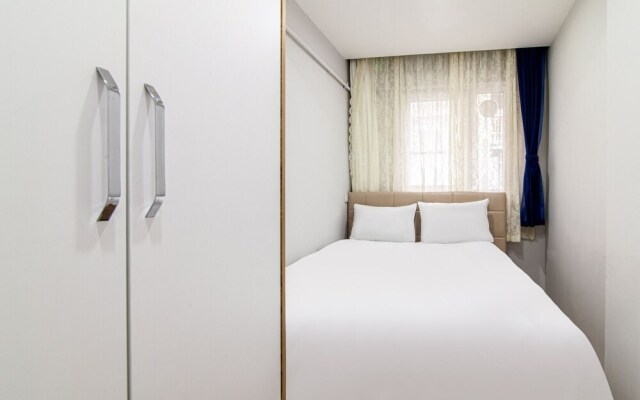 Modern Flat Close to Osmanbey Metro Station