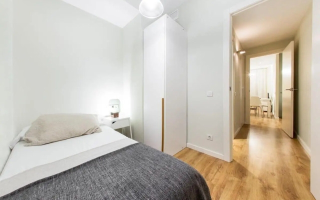 Bright and modern 2bedroom in Las Ramblas 3 1A