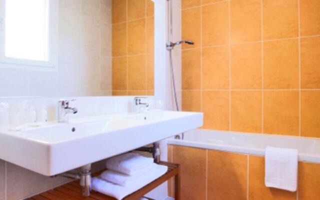 Kyriad Perpignan Sud