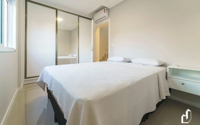 Cobertura duplex com 03 dormitórios