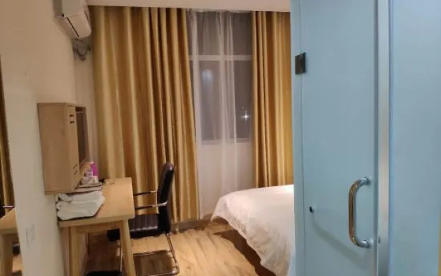 Super 8 Hotel (Linyi Wuyue Plaza, Dongxing Road, Airport)