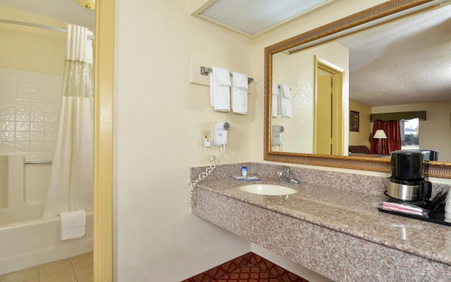 Americas Best Value Inn Brookhaven