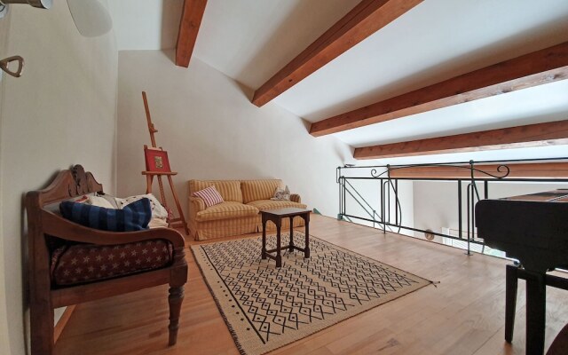 Spacious Villa in Languedoc-Roussillon with private Swimming Pool