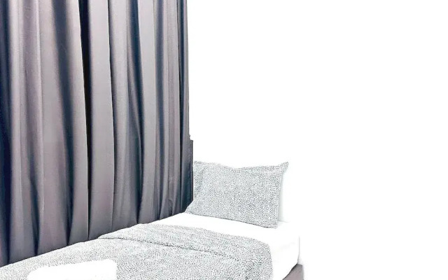 OYO Home 90948 Irishe Homestay Penang City Seaview