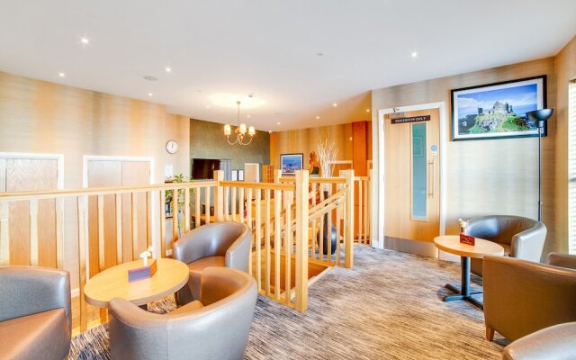 Standing Stones Lodge