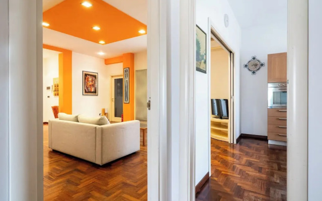 Roomy Family Apartment by Wonderful Italy