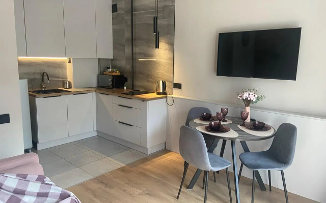 K_Apartments (К_Апартментс) на улице Гризодубовой 1 (1)