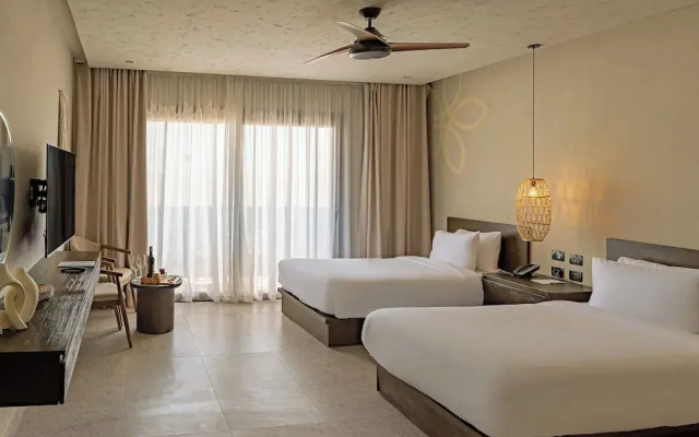Sentido Naga Bay
