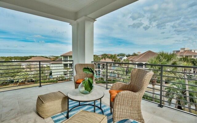 Beaches Be Sippin by Five Star Properties