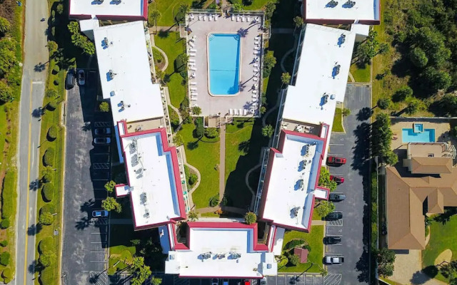 Oceanfront 3BR Condo: Gated, Breathtaking View