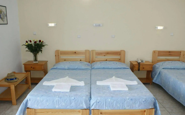 Zeus Hotel