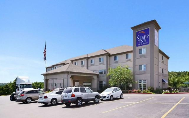 Sleep Inn & Suites Lake of the Ozarks