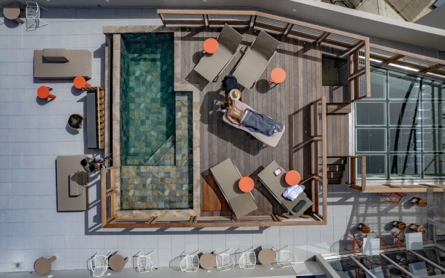 Sable Bleu Boutique Hotel