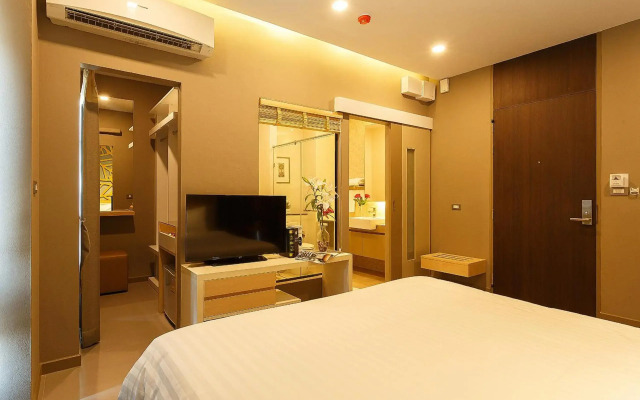 Green Point Residence Hotel