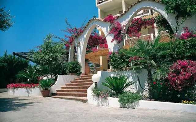 Hotel Punta Faro