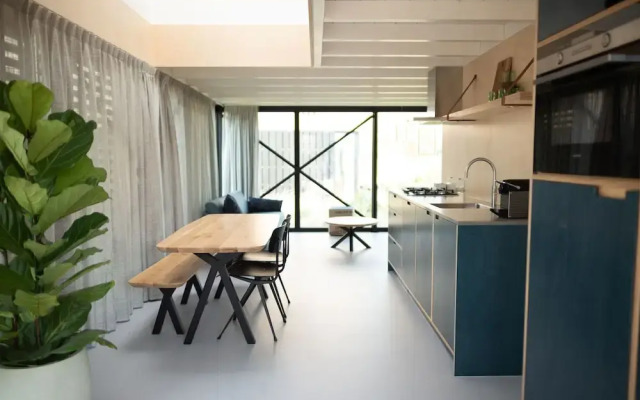 Modern Lodge With two Bathrooms, 100m From the sea