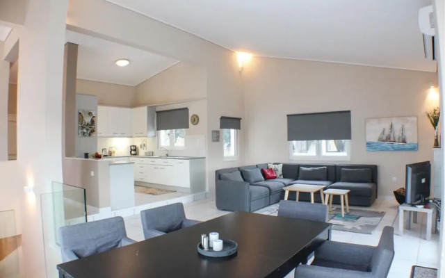 Stunning Home in Chalkida With 3 Bedrooms and Wifi