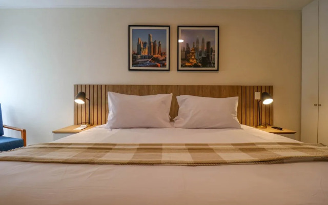 w Prestigious 3BR w Great Balcony in Miraflores