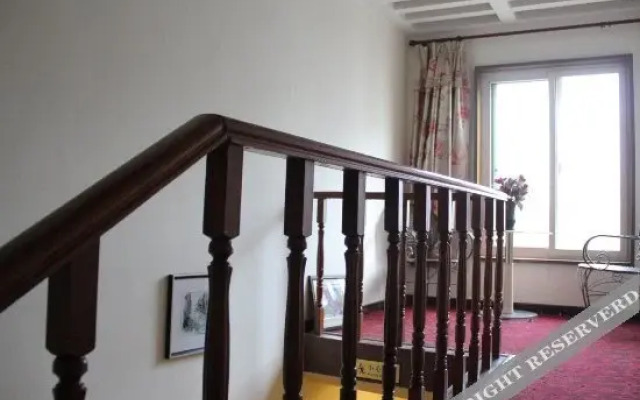 Qiancheng Xiaobo Business Hotel
