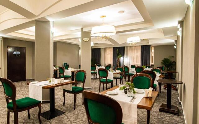 Hotel Brilliant Meses
