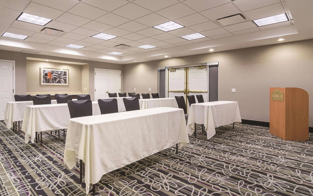 La Quinta Inn & Suites by Wyndham Phoenix Mesa West