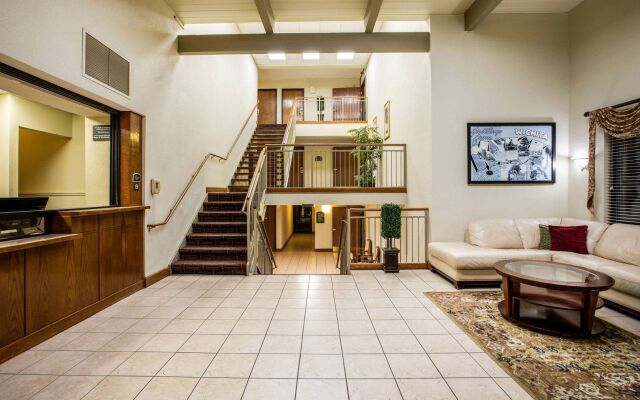 Spark by Hilton Wichita East