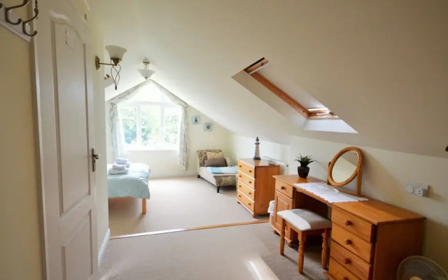 Woodside Cottage