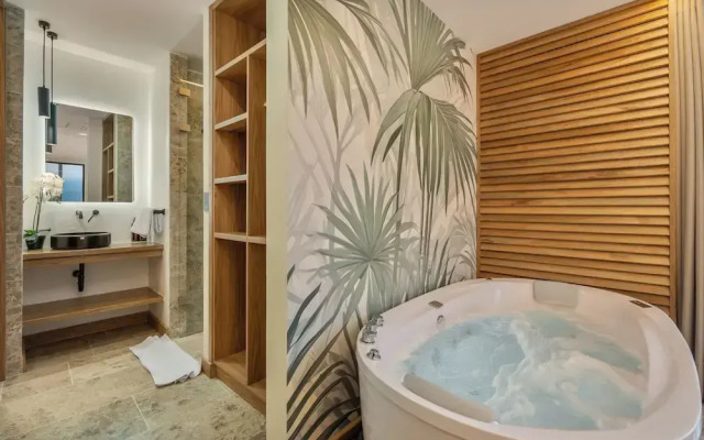 LIN Boutique Hotel by HOUSY HOST