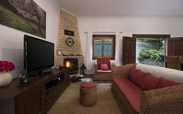 Plateau House