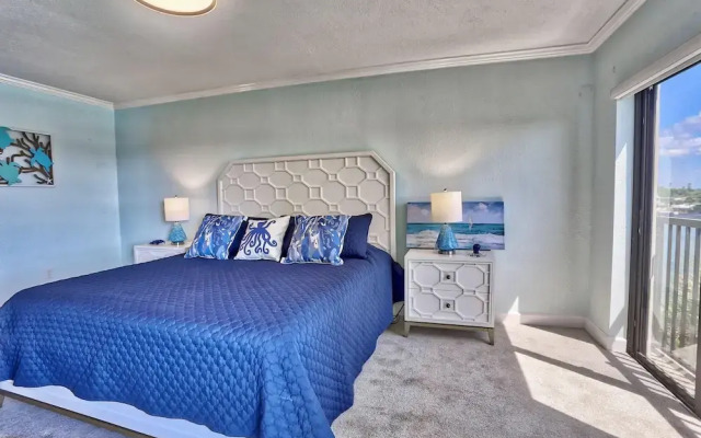 Land's End 3-403 Bay Front - Premier