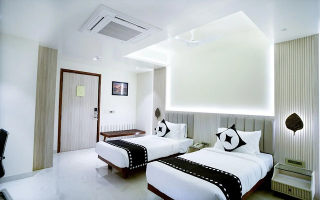 Club House Hotel Ayodhya