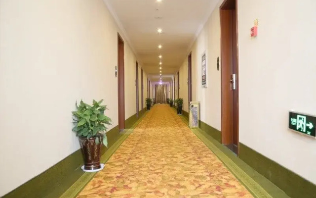 GreenTree Inn Wuxi Yixing Wanshi Wanshan Road Express Hotel