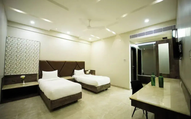 Sun Shine Hotel