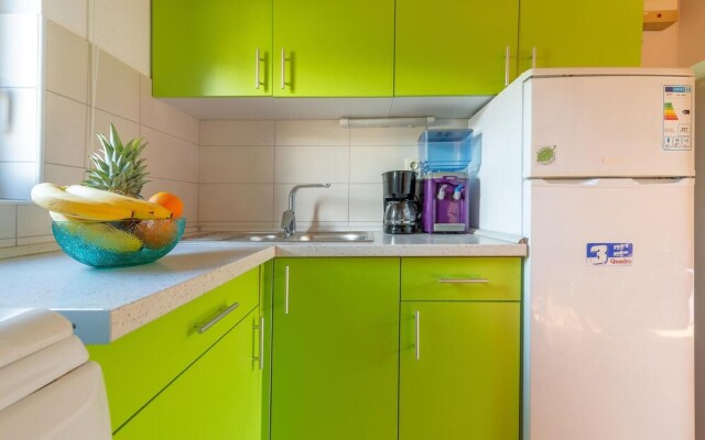 Beautiful Apartment in Vir With Wifi