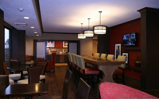 Hampton Inn Albany-Wolf Road (Airport)