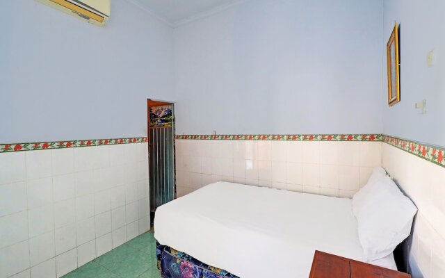 Hotel O Sekar Jagat Near Pantai Baluk Rening