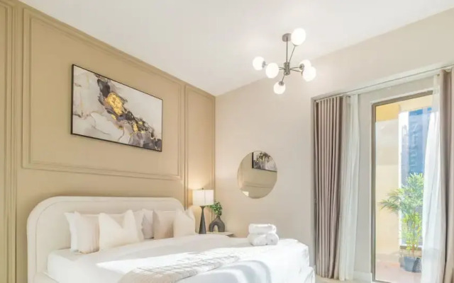 LUX The Luxurious Central JBR Suite 2