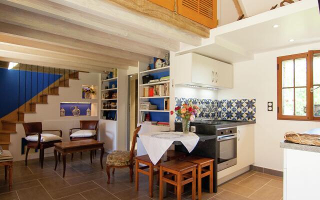 Comfortable gite in picturesque medieval village