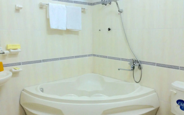 HANZ Nam Quang Hotel Da Lat