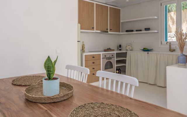 KLIMA BAY Beachfront Boutique Houses