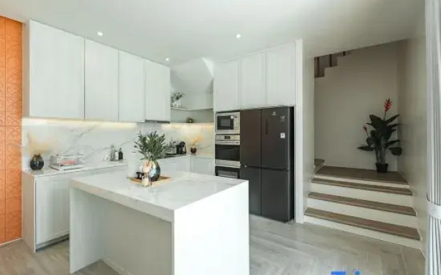 *New Modern Villa with Private Pool V185