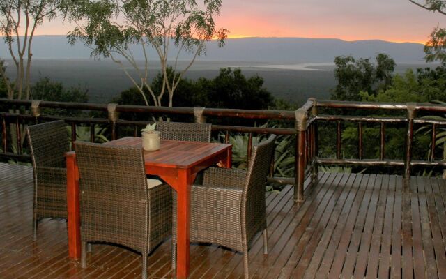 Shayamoya Tiger Fishing and Game Lodge