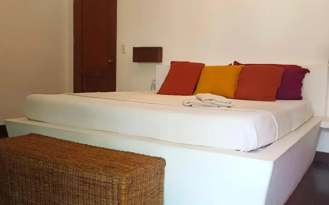 Villa Kalachuchi B&B