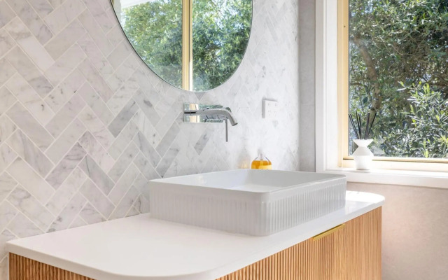 Oceans 11 11 Campbell Ave