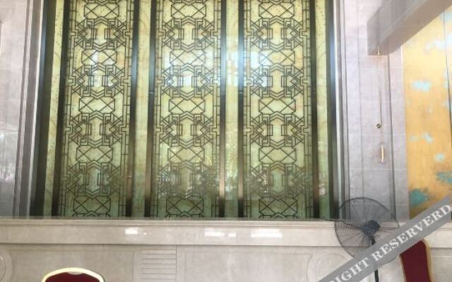 Shoujia Changhong Hotel (Ziyang Passenger Transport Station)