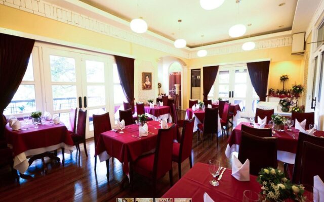 Orchid Garden Suites