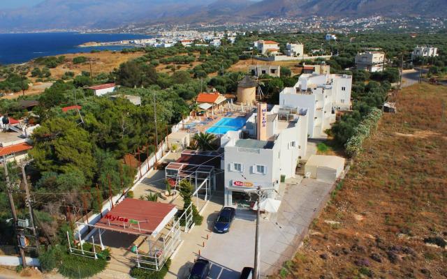 Mylos Apartments