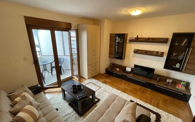 Exclusive studio, great location