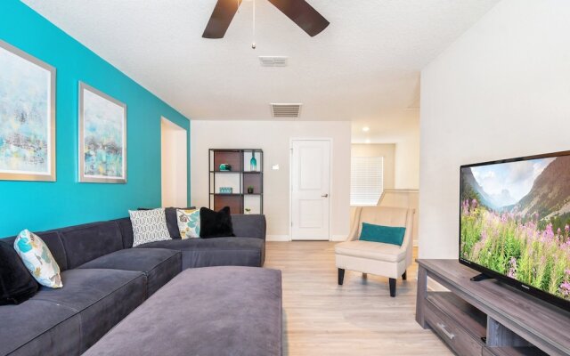 Lakeview 6BR Cozy Home Pool/spa,steps to Waterpark